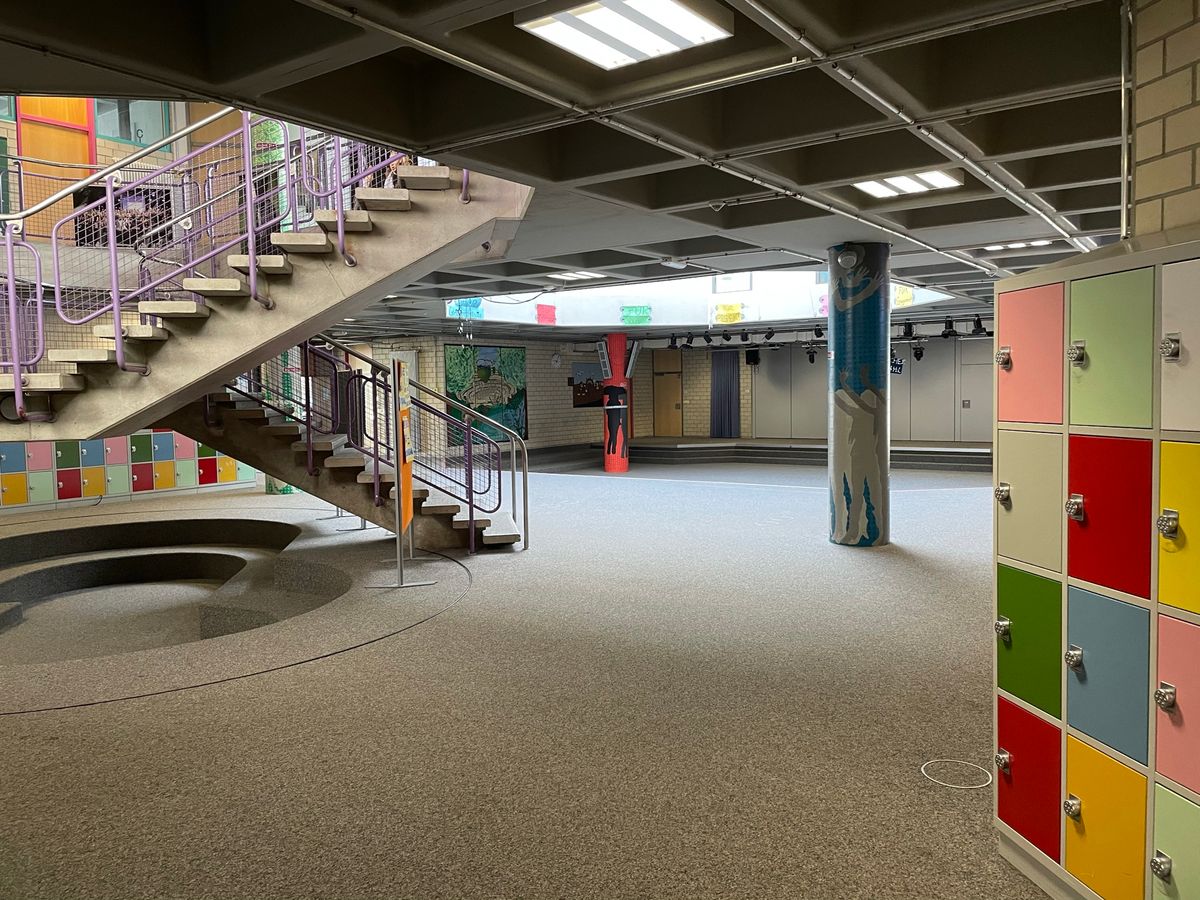 Aula der Realschule Puchheim